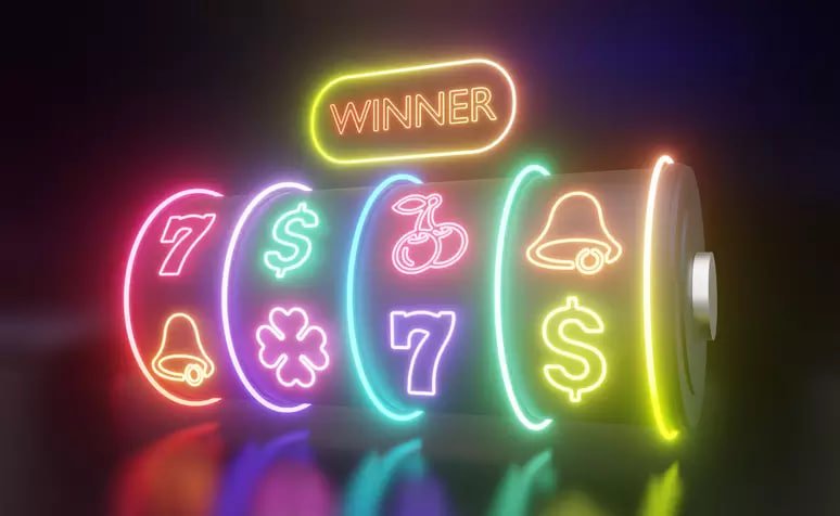 oktt live roulette wheel spinning during a real-time dealer session